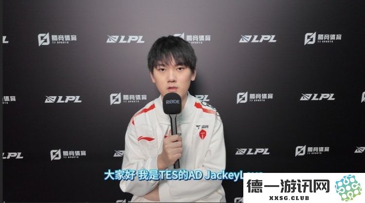 JackeyLove在媒体采访中坦言先锋赛表现不佳，接下来的比赛要专注于每一场的发挥